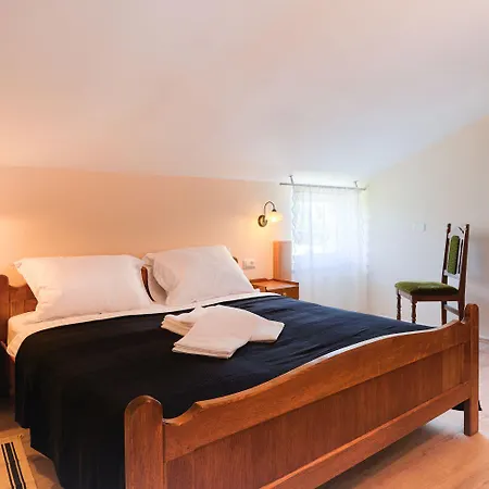 Apartment Charmantes Nur 800 Meter Zum Mit Pool, Grillbereich, Waschmaschine *